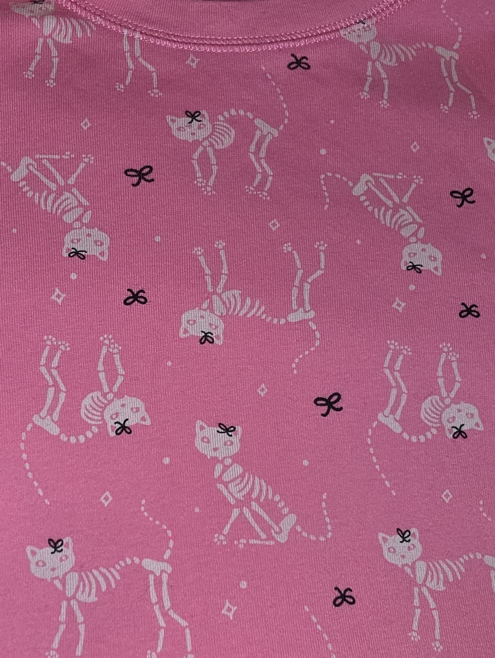 Girls Old Navy Pajama Set - Picture 4 of 5